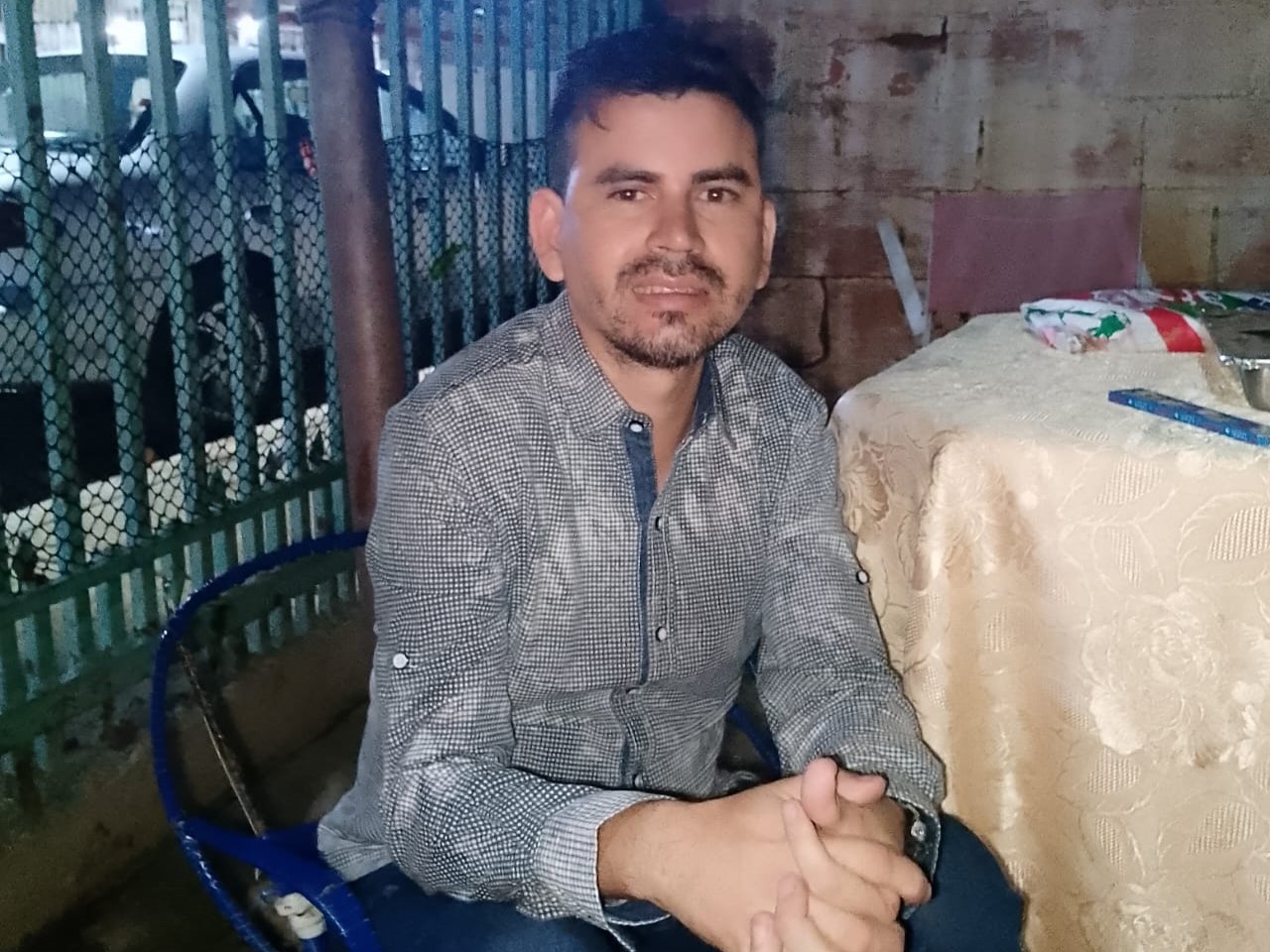 Habitantes del sector 18 de Octubre reportan la desaparición de Carlos Báez quien padece esquizofrenia