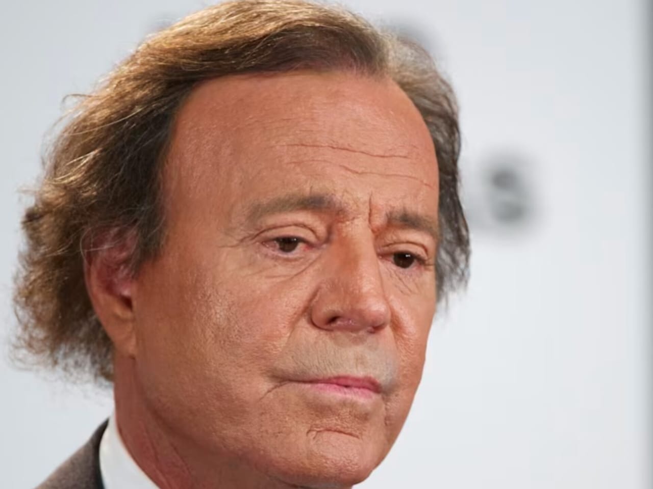 Julio Iglesias se defiende: 