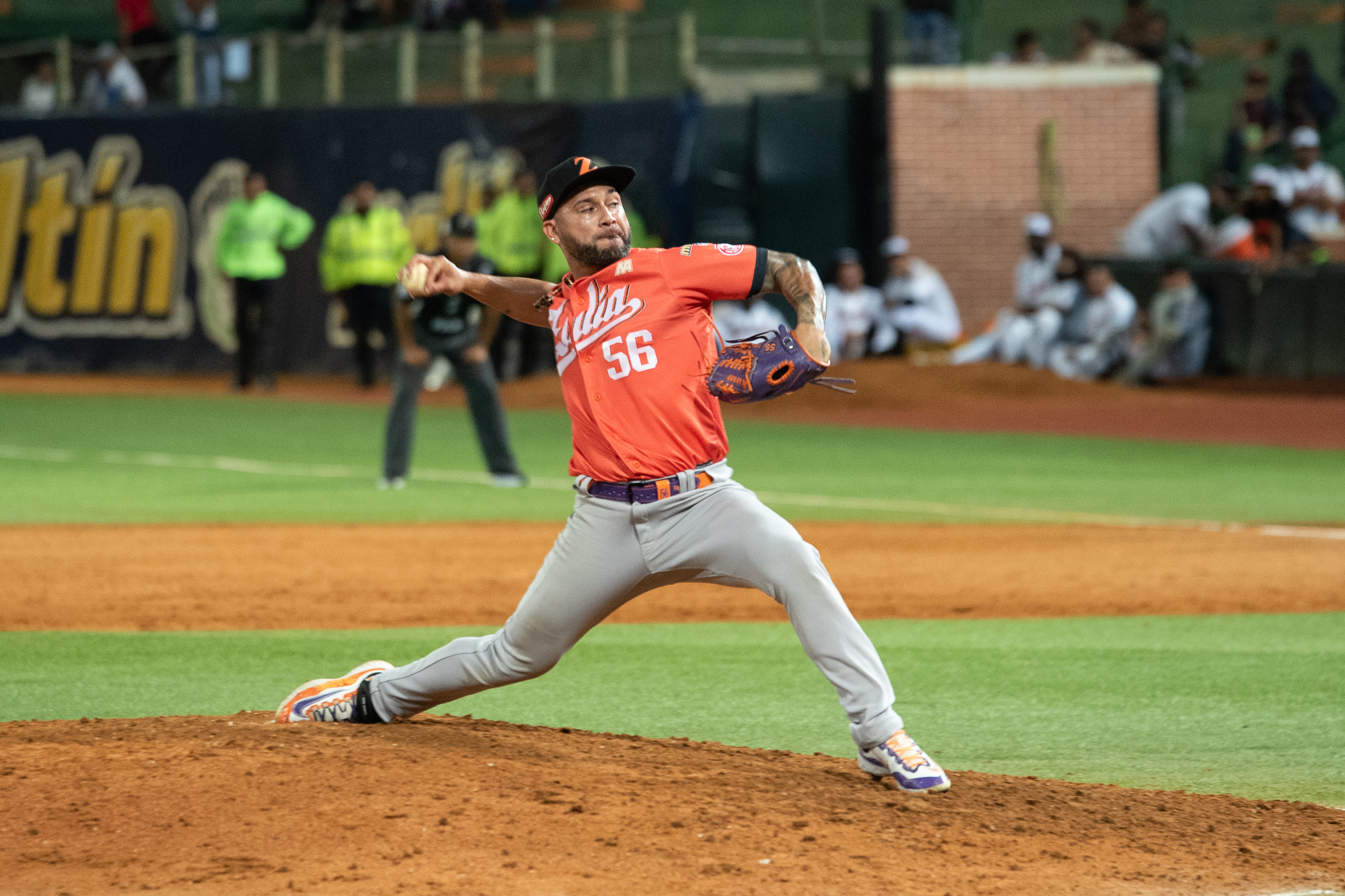 Silvino Bracho es colíder histórico de juegos salvados en postemporada con Águilas