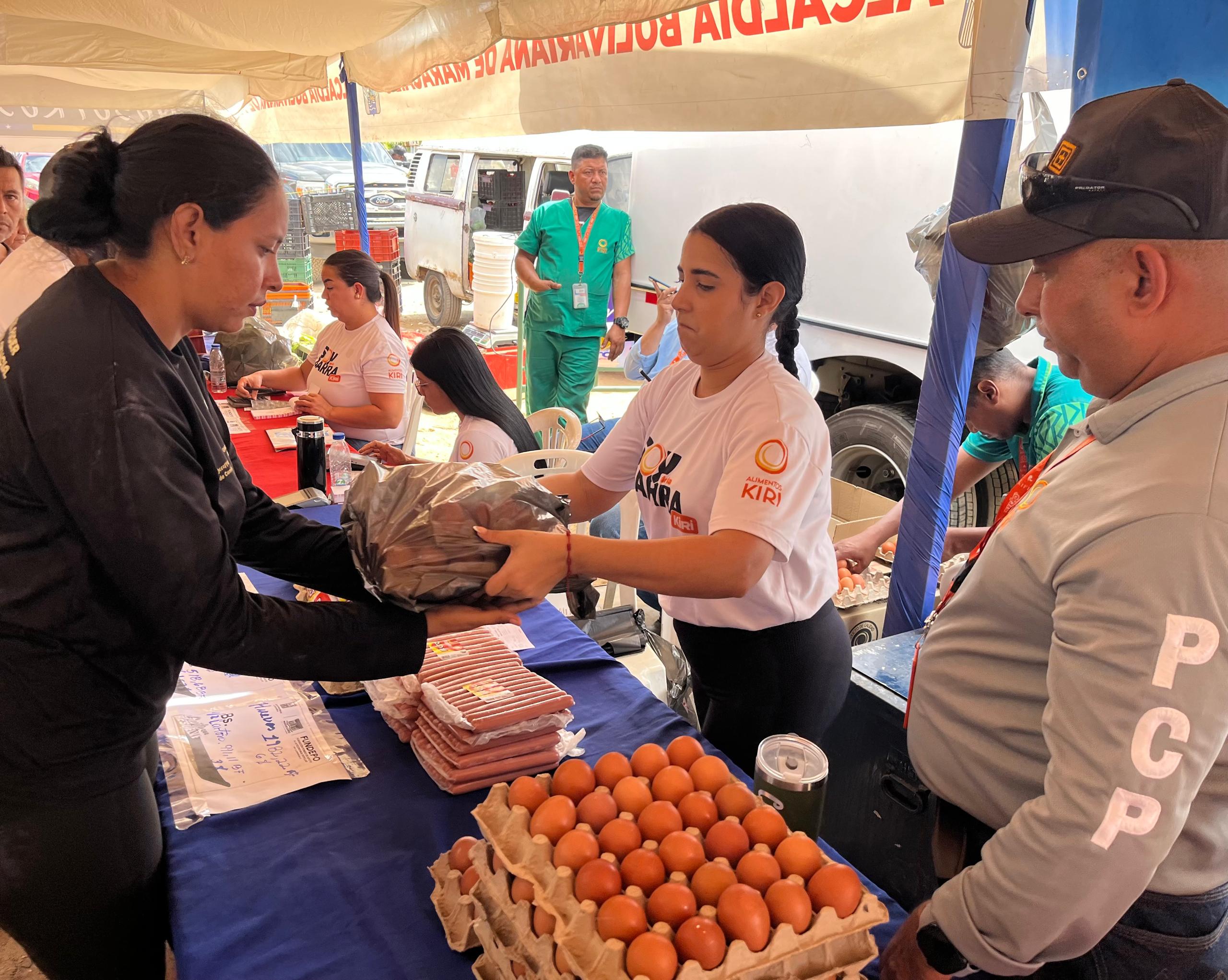 Alcaldía de Maracaibo despachó más de 12 toneladas de alimentos beneficiando a 4 mil familias en la parroquia Idelfonso Vásquez
