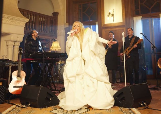 Todos estamos bailando la misma canción: El nuevo tema de La Oreja de Van Gogh en la voz de Amaia Montero tras su esperado regreso