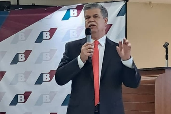 Actividades bancarias en Venezuela inician 