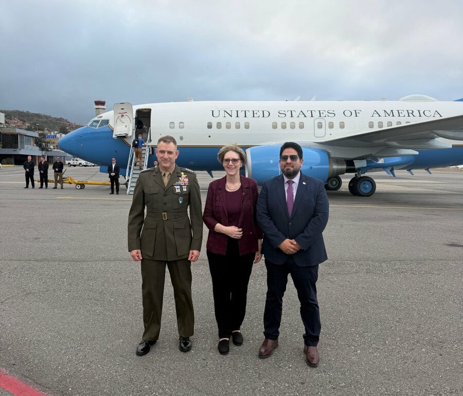 Jefe del Comando Sur llegó a Venezuela para reunirse con la presidenta (e) Delcy Rodríguez y con los ministros Padrino López y Diosdado Cabello