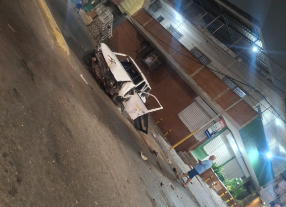 Aparatoso accidente de tránsito en la avenida 15 de Sierra Maestra