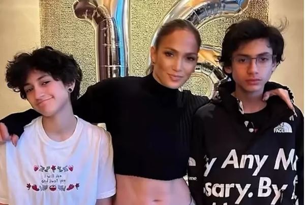 Jennifer López felicitó emocionada a sus mellizos Max y Emme en su 18 cumpleaños: 