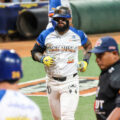 Venezuela escala al segundo lugar al doblegar a Cuba en la Serie de Las Américas