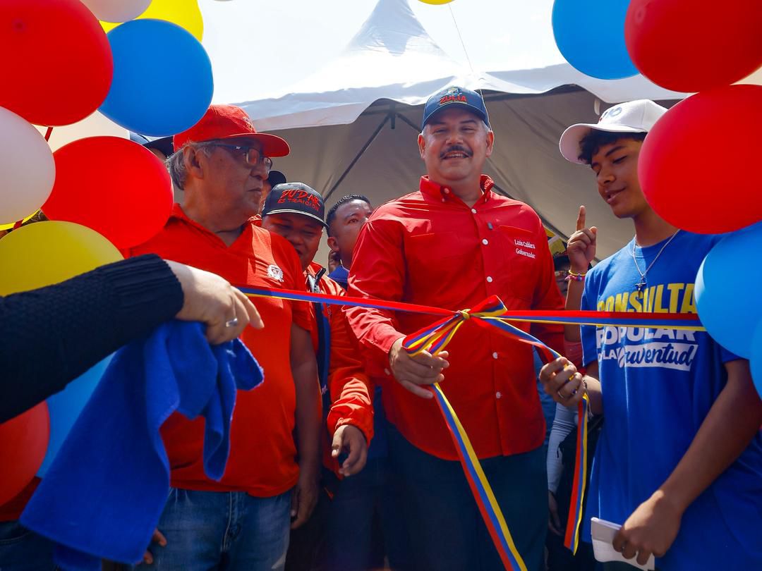 Gobernador Caldera inauguró parque ecológico en San Isidro y entregó tres canchas deportivas en San Francisco
