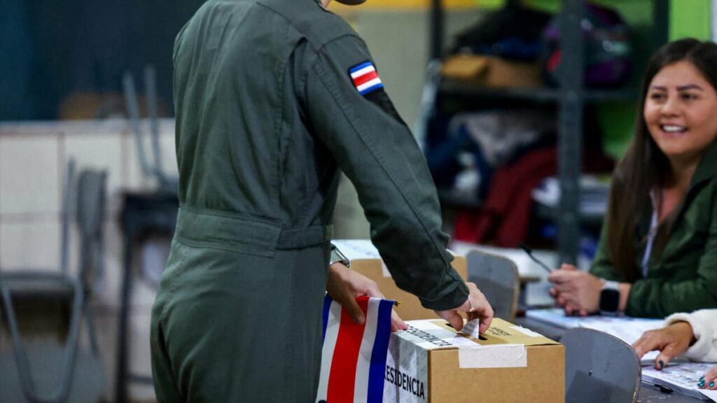 La imagen actual no tiene texto alternativo. El nombre del archivo es: costa-rica-elecc.jpg