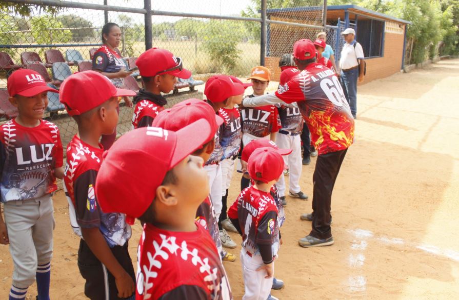 La Pequeña Liga LUZ Maracaibo celebra 51 años de historia con la apertura del Torneo Inter-Ligas 2026