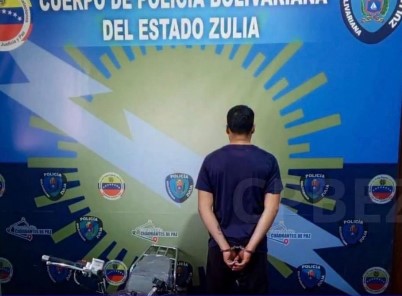 Detenido sujeto por hacer motopiruetas, golpear a un policía y luego intentar fugarse en Machiques de Perijá