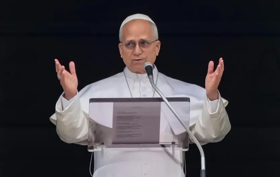 Papa León XIV intensificó su exhorto a un alto el fuego en Irán al dirigirse a responsables de la guerra