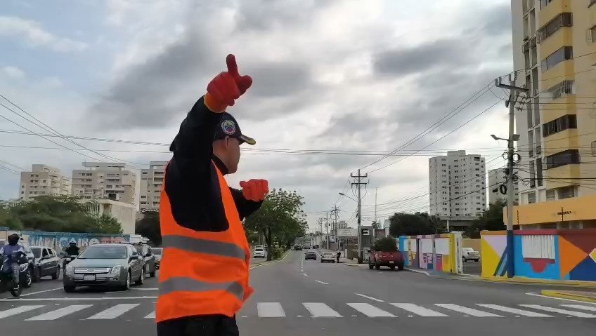 Polimaracaibo refuerza control vial en puntos estratégicos de la ciudad