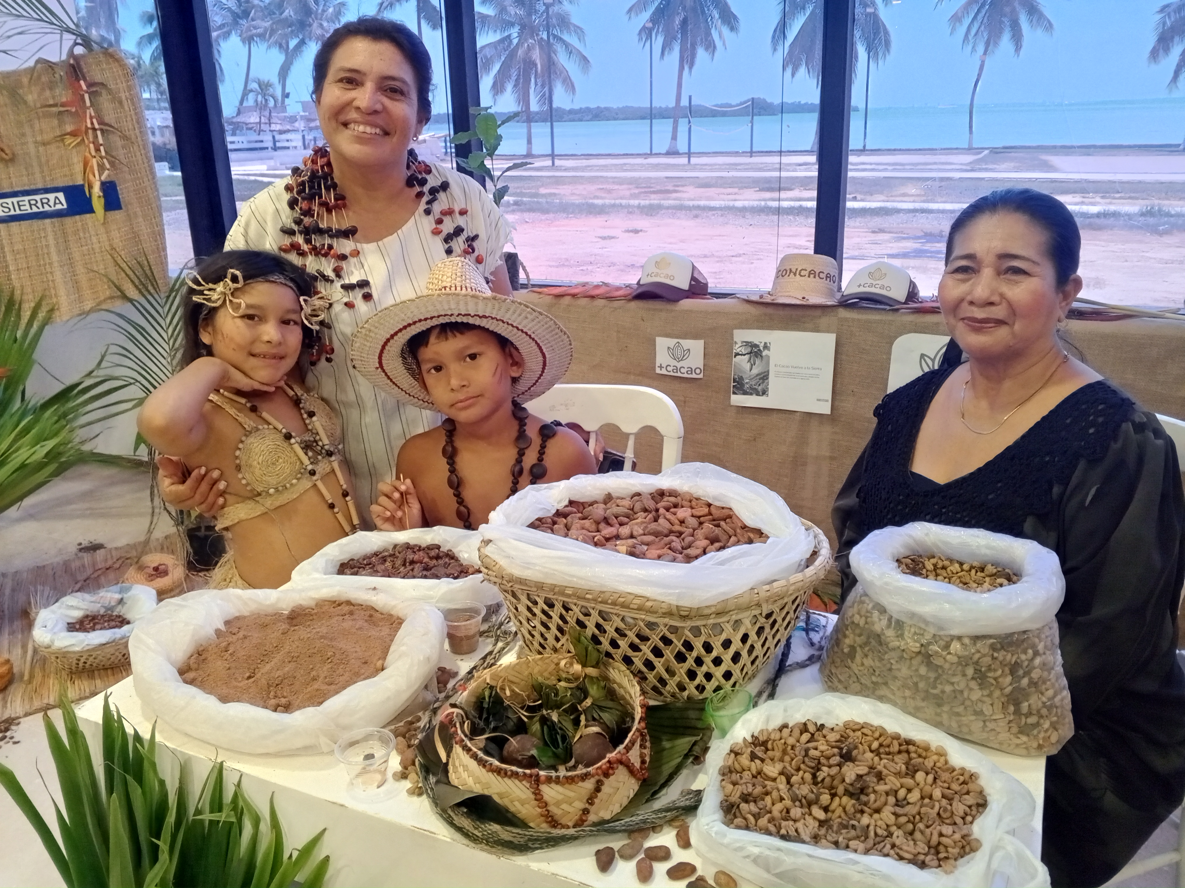 En apoyo al emprendimiento local: Alcaldía de Maracaibo inauguró la 1ra Feria Artesanal del Café, Cocuy, Cacao y Miel en el Hotel del Lago