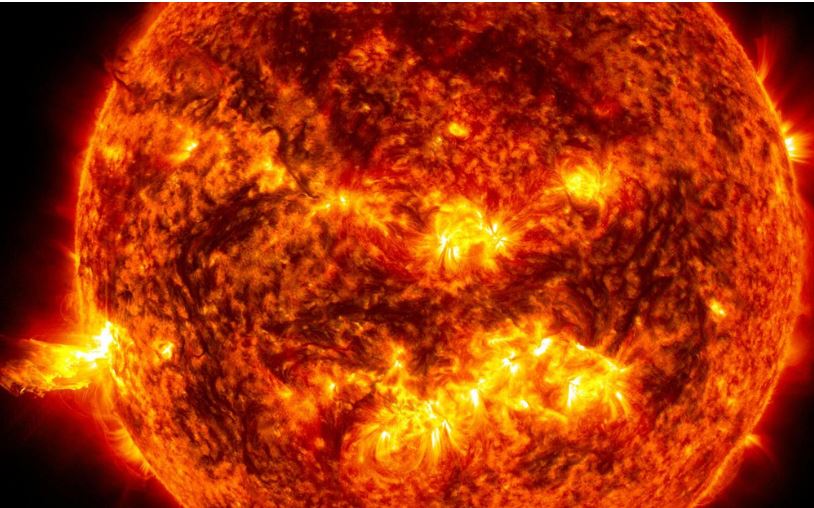 Potente explosión solar impacta la Tierra este #26May