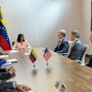 EE.UU. tras reunión con Delcy Rodríguez: «Seguimos impulsando la fase de recuperación económica del plan de tres fases»