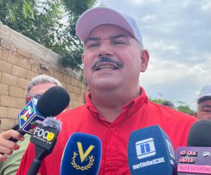 Gobernador Luis Caldera informó sobre rotura del muro de contención en el Sur del Lago