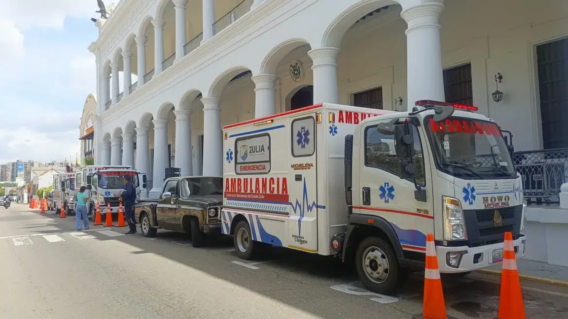 Zulia potencia su red de salud pública con ambulancias periféricas, cirugías y vacunación masiva