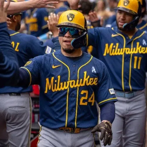 William Contreras comanda ataque de Cerveceros para aplastar a Bravos
