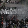 Lacrimógenas, botellazos y patadas: El otro lado del Mundial